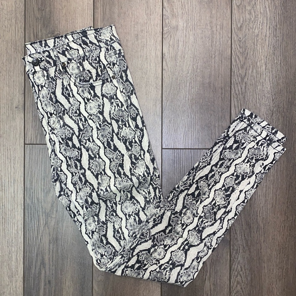 Women’s snake print jeans, size 4